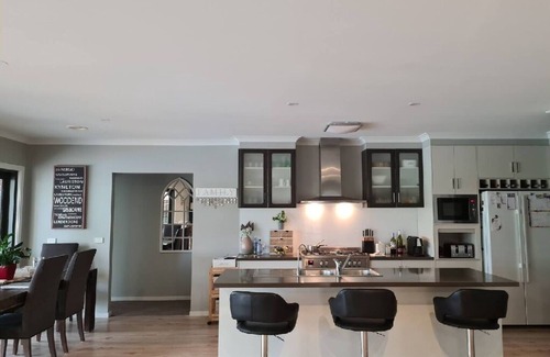 Yarrawonga House | 15th on the Fairway, SilverwoodsnEntire home in Yarrawonga, Australia