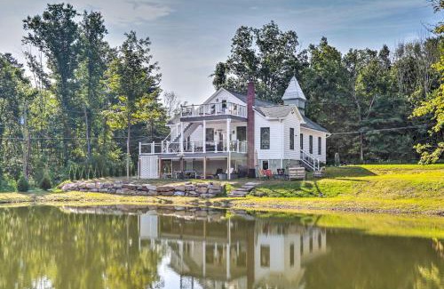 Brodheadsville Villa | 16 Mi to Camelback Resort Getaway with Game Room