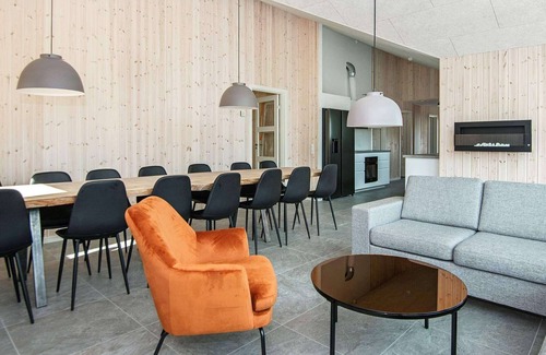 Fjellerup House | 16 person holiday home in Glesborg