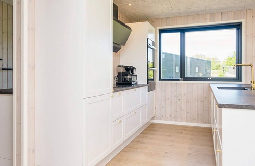 Fjellerup Strand House | 16 person holiday home in Glesborg