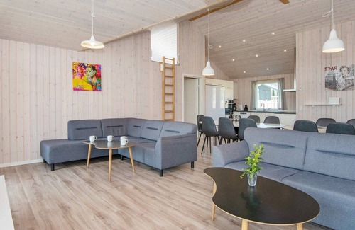 Sønderstrand House | 16 person holiday home in Rømø