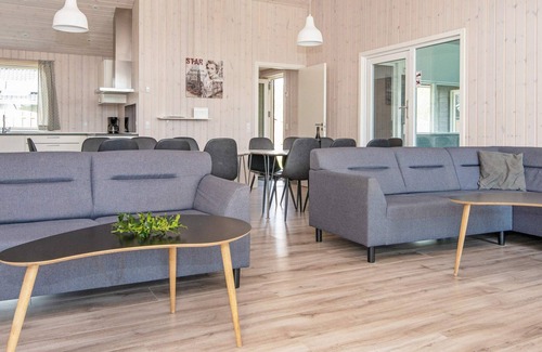 Sønderstrand House | 16 person holiday home in Rømø
