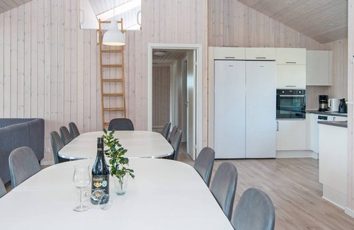 Sønderstrand House | 16 person holiday home in Rømø