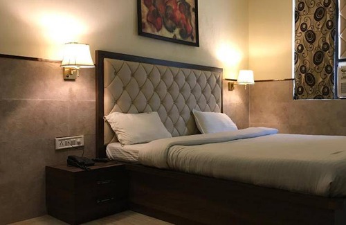 Gorakhpur Bed & Breakfast | 160 m² Bed and breakfast ∙ 2 guests