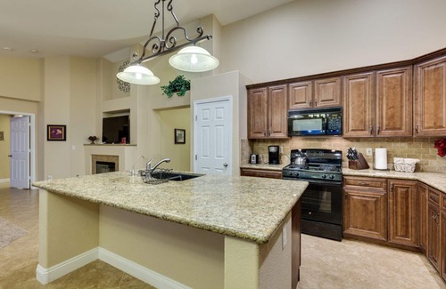 Elkhorn House | *1600 Sq Ft 3 Bed 2 Bath 1 Story Private Pool