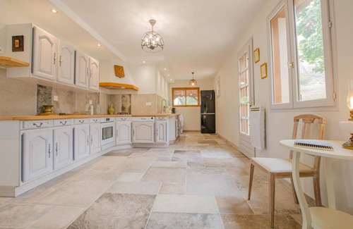 Loches-sur-Ource House | 161 m² Gîte ∙ 4 bedrooms ∙ 8 guests