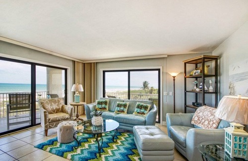 Cocoa Beach Condo | 167 m² Condo ∙ 3 bedrooms ∙ 8 guests