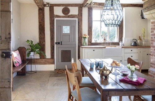 Harleston House | 16th century grade II* farmhouse with hot tub and wild swimming
