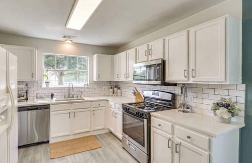 Briarcreek House | 17 Mi to Dtwn Austin: Family Home w/Patio!