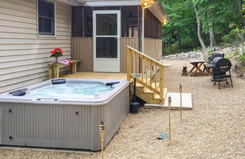 Massanutten House | 17-Seat Theater, Hot Tub and Game Room Ideal Home!