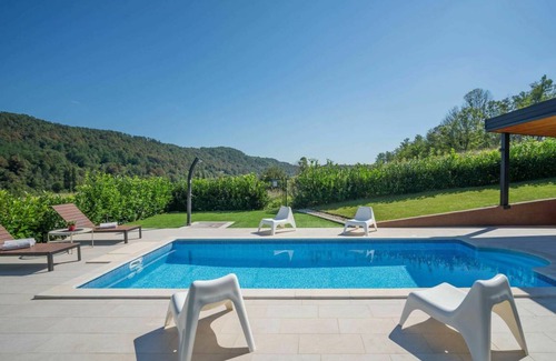 Bosiljevo Other | 170 m² Accommodation ∙ 3 bedrooms ∙ 6 guests