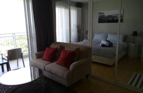Hua Hin House | 1703 - Hua Hin Two Bedrooms Two Bathrooms with Panorama Sea View 17th Top Floor