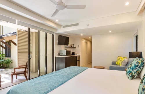 Craiglie Apartment | 177 Temple Port Douglas Studio Beachside