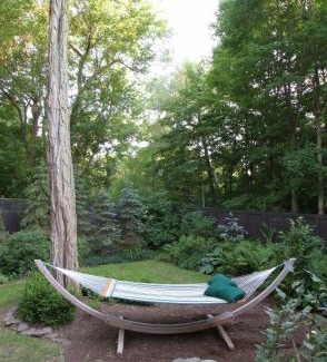 Bristol Hills Bed & Breakfast | 1795 Acorn Inn Bed and Breakfast
