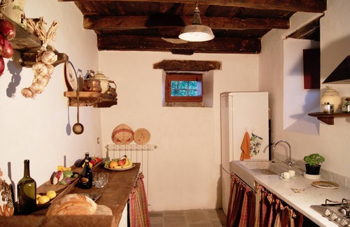 Camporgiano Villa | 17C merchant villa, private swimming pool, medieval village