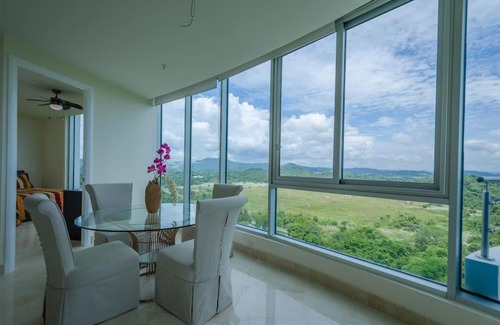 Playa Bonita Village Apartment | 17J Beautiful Jungle Views in Beachfront Resort