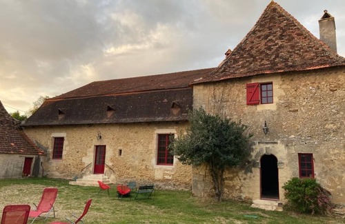 Eglise-Neuve-d'Issac House | 17th-century family home in the heart of Périgord