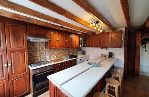 Robin Hood's Bay Cottage | 17th Century cottage in the heart of smugglers fishing village.