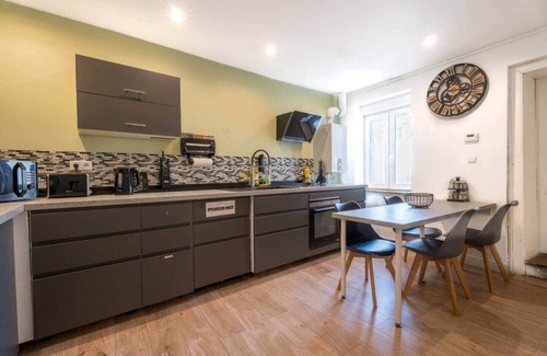 Woippy Bed & Breakfast | 18. Private room 26m + living room and kitchenette - WIFI