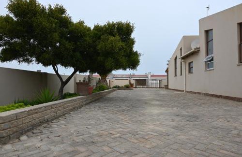 Henties Bay House | 1801 on Brandberg