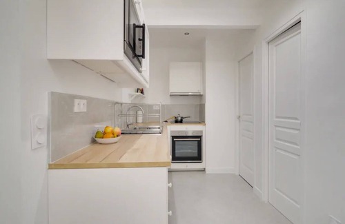 8th Arrondissement Apartment | 180M2 of Lavish Space-A real family home on Champs Elysees