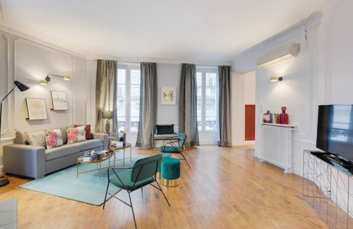 8th Arrondissement Apartment | 180M2 of Lavish Space-A real family home on Champs Elysees