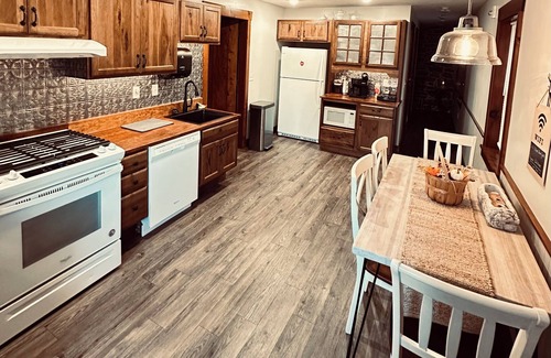 Gettysburg House | 1852 Historic Stone home