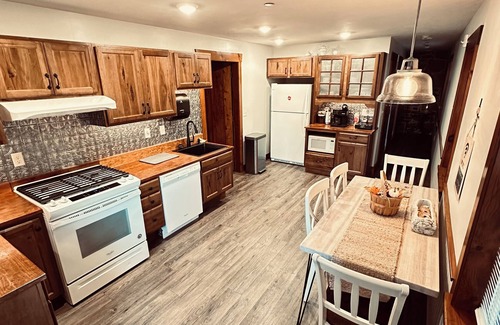 Gettysburg House | 1852 Historic Stone home