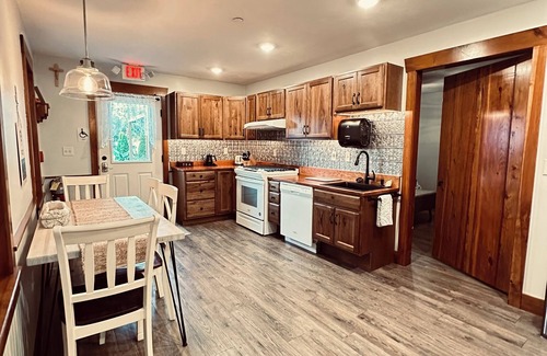 Gettysburg House | 1852 Historic Stone home