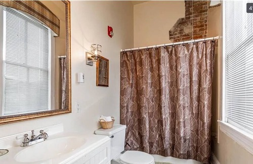 North Newport News Bed & Breakfast | 1896 Historic Mansion turned B & B with a general store and event space!