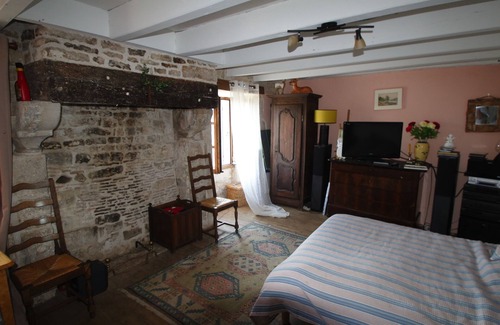 Saint-Martin-les-Melle Other | 18th century farmhouse renovated in the countryside horse riding center 3 km