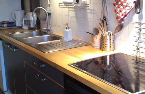 Chartrons Apartment | 18th-century apartment on the banks of the Garonne 10 minutes from downtown Chartrons parking
