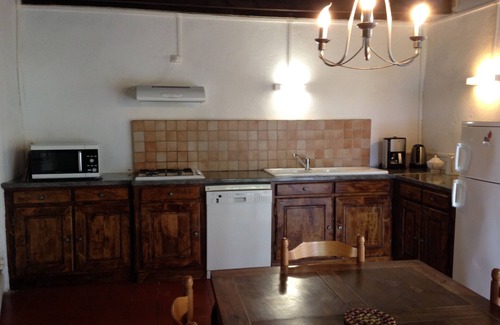 Juillac Cottage | 18th Century Cottage Farmhouse with Beautiful View of Dordogne River Valley