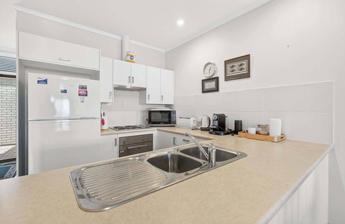 Encounter Bay Apartment | 19-117 Franklin Pde - Beachfront Location - Linen Included