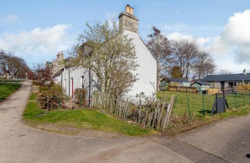 Grantown-on-Spey House | 19 South Street