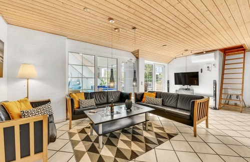 Lodbjerg Hede House | 190 m² House ∙ 5 bedrooms ∙ 14 guests