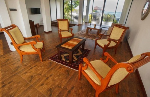 Panadura House | 190 The View - Villa by Bolgoda Lake6