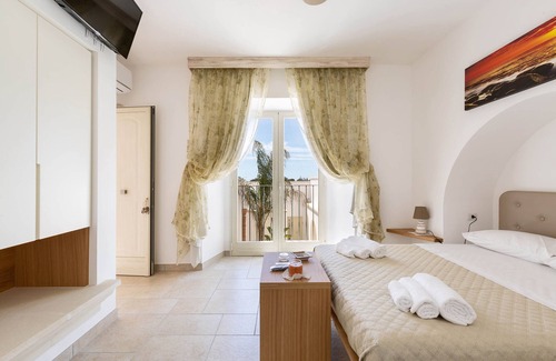 Pittuini Bed & Breakfast | 1914 B&B I Tarocchi - Camera Matrimoniale La Stella