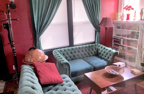 Lafayette House | 1920's themed historic house