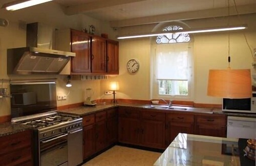 Salinas Villa | 19C charming & large house, sea views, beach at 150m, private garden