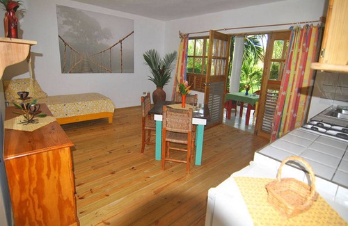 ProCab Apartment | 1BD condo in lush tropical settings, near shops/beach/restaurants