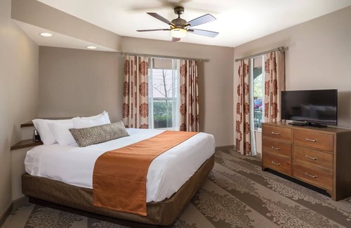 Pennington Bend Resort | 1Bed/1Bath Gorgeous Deluxe Condo in Nashville Resort Next to Grand Ole Opry!