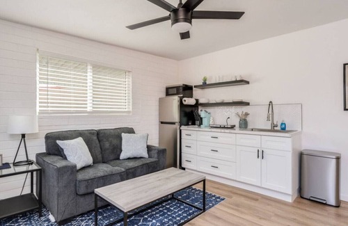 Palo Verde Apartment | 1Bed Private Guesthouse by UofA and Med Centers