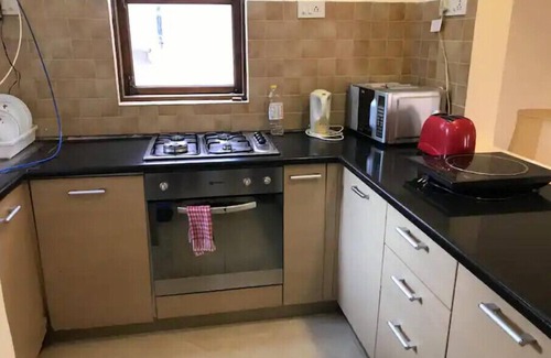 Betalbatim Apartment | 1BHK Luxury Homestay In South Goa.1 km from Beach