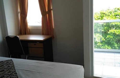 Depok Apartment | 1br Apartment With Pool