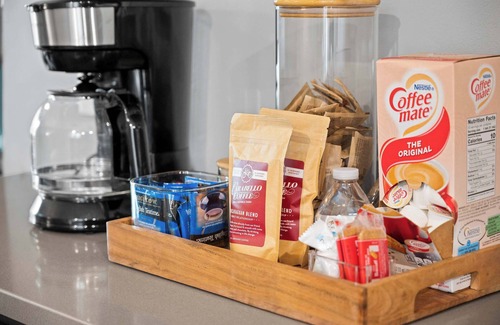 Ludlow Apartment | 1BR Apt, Minutes to Downtown Cincy, Stadiums, Bars