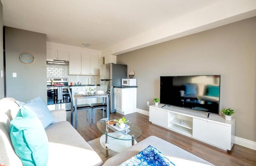Rosedale Apartment | 1BR Apt w Netflix & Balcony - Near DT Hamilton