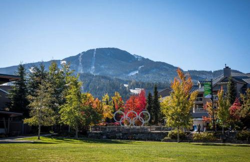 Whistler Creekside House | 1BR Condo, Close to Creekside Gondola by Harmony Whistler Vacations