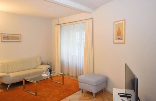 Old Town Apartment | 1BR flat in the historical center (Symbol 3)