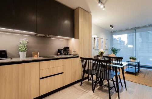 Apoquindo Apartment | 1BR in Presidente Riesco Sleeps 3
